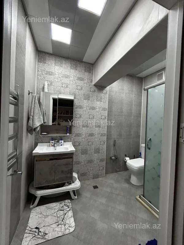 Satılır 3 otaqlı yeni tikili 84 m²