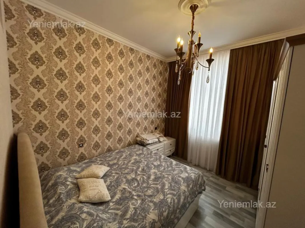 Satılır 3 otaqlı yeni tikili 84 m²