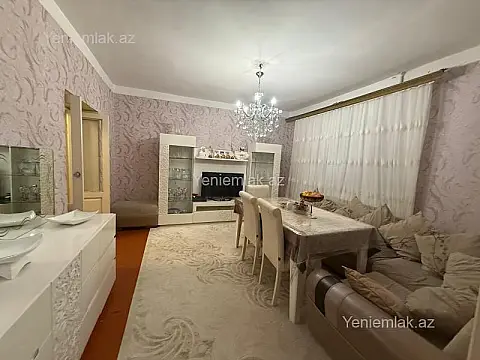 Satılır 4 otaqlı köhnə tikili 95 m²