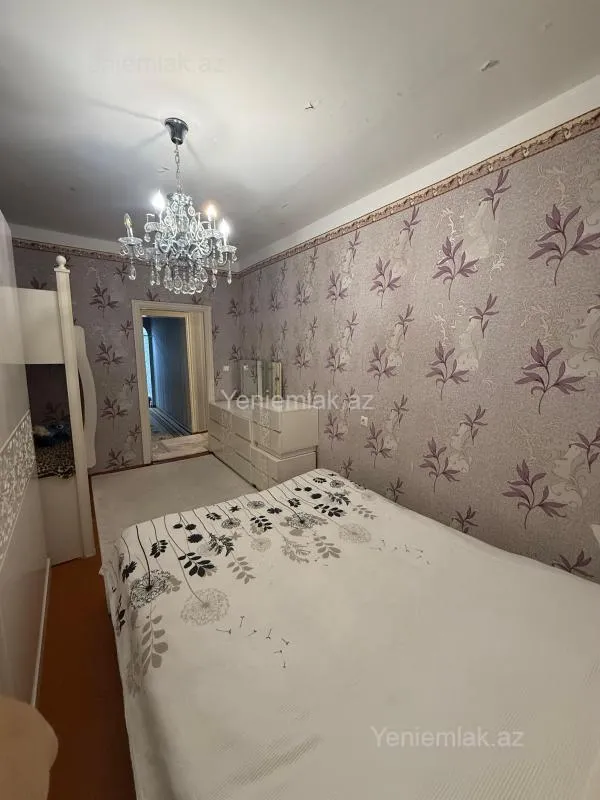 Satılır 4 otaqlı köhnə tikili 95 m²