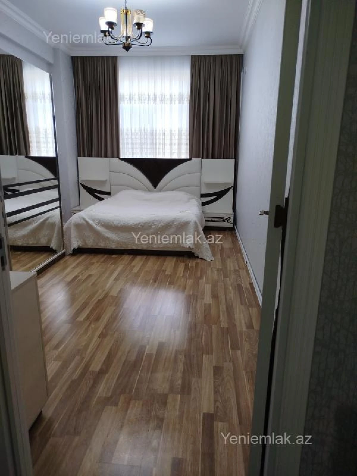 Satılır 2 otaqlı yeni tikili 75 m²