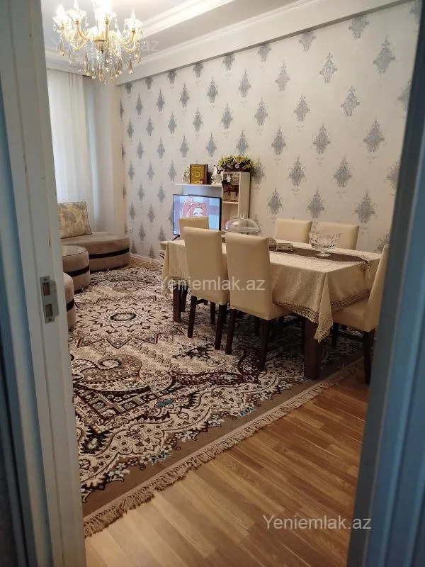 Satılır 2 otaqlı yeni tikili 75 m²