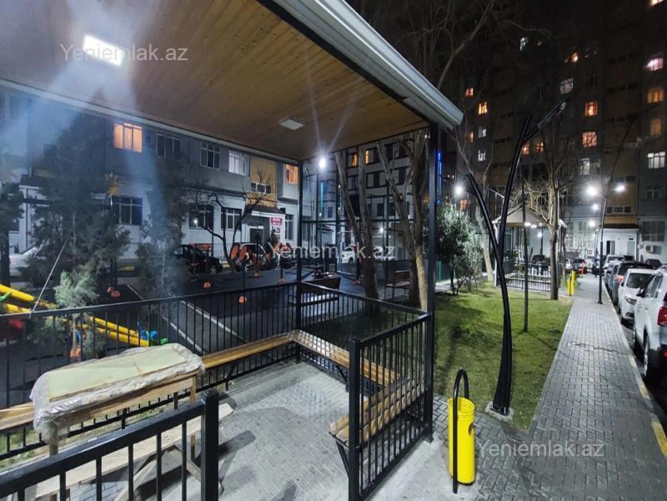 Satılır 2 otaqlı köhnə tikili 70 m²