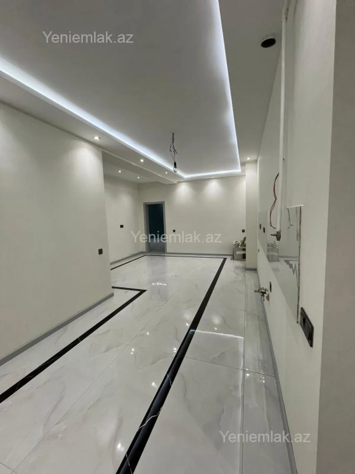 Satılır 3 otaqlı yeni tikili 92 m²