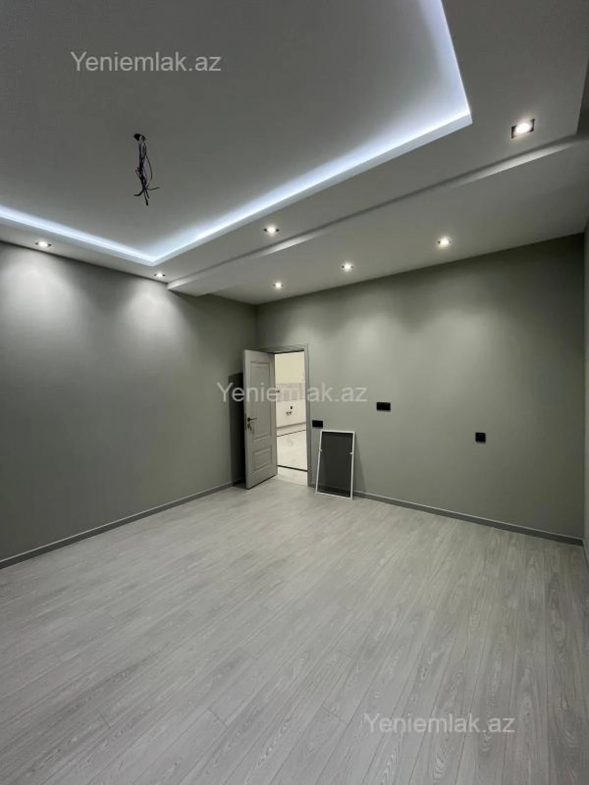 Satılır 3 otaqlı yeni tikili 92 m²