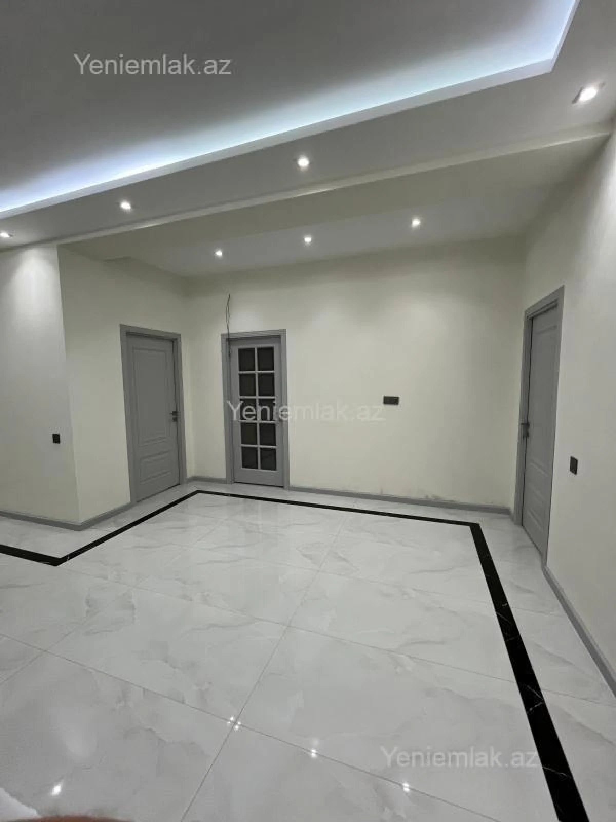 Satılır 3 otaqlı yeni tikili 92 m²