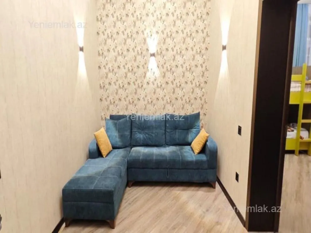 Satılır 3 otaqlı yeni tikili 81 m²