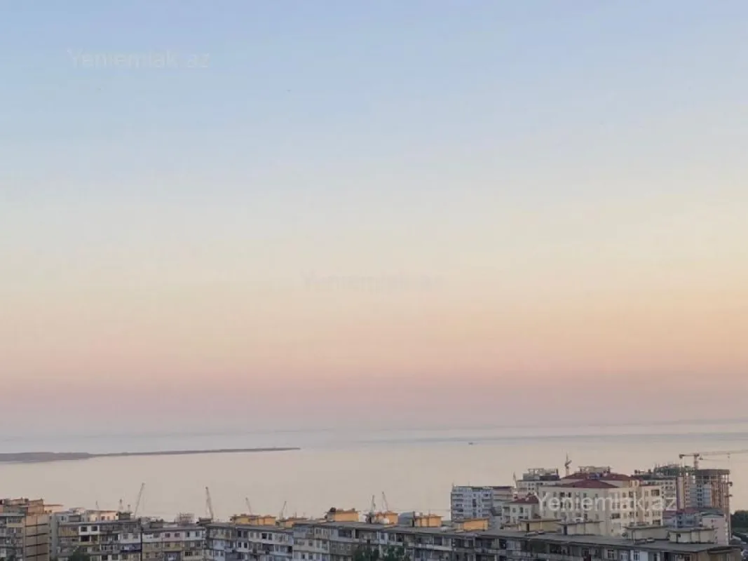 Satılır 3 otaqlı yeni tikili 81 m²