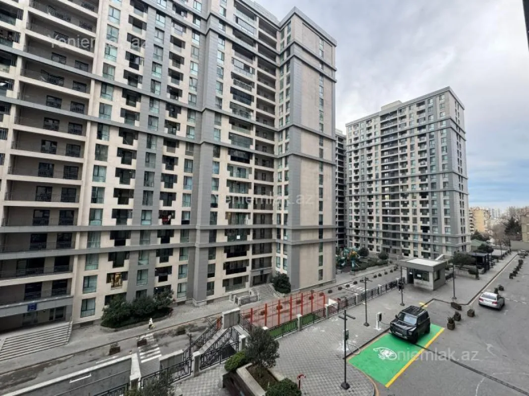 Satılır 3 otaqlı yeni tikili 90 m²