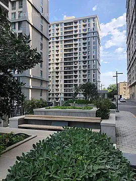 Satılır 3 otaqlı yeni tikili 90 m²