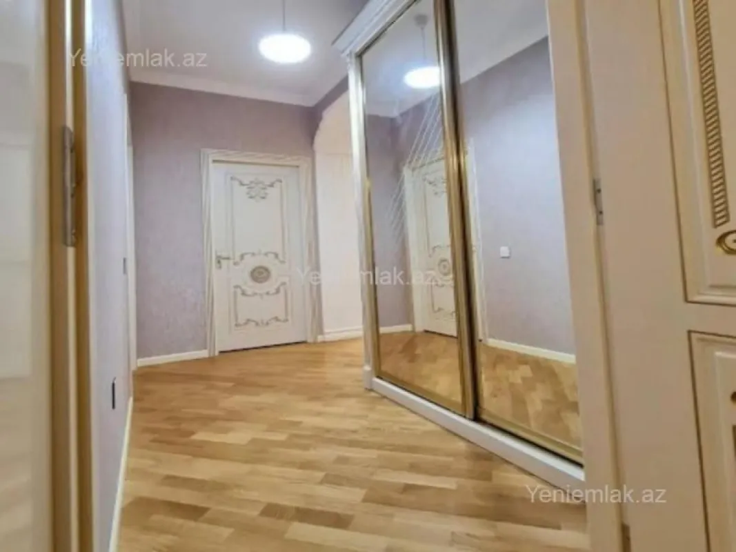 Satılır 3 otaqlı yeni tikili 90 m²