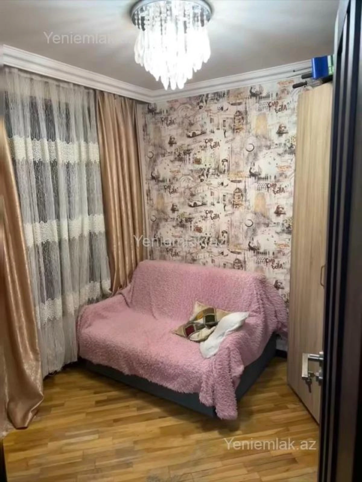 Satılır 2 otaqlı köhnə tikili 50 m²