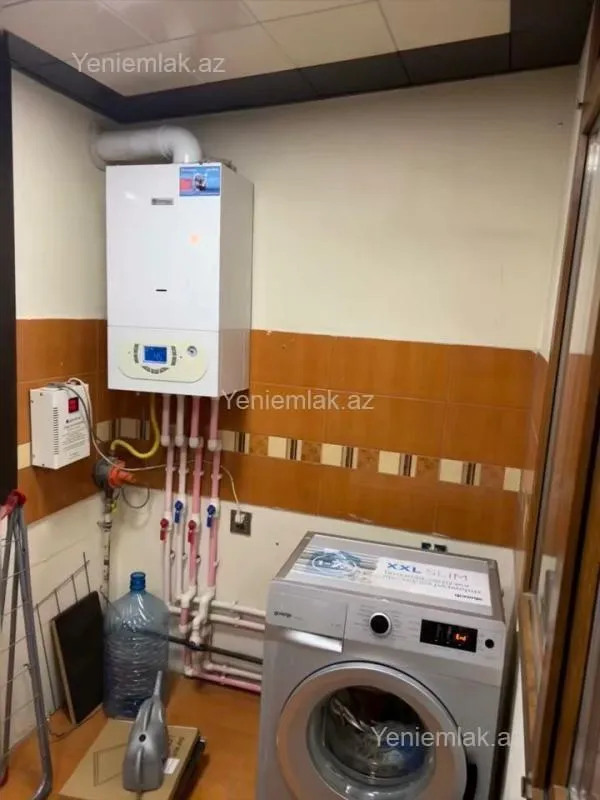 Satılır 2 otaqlı köhnə tikili 50 m²