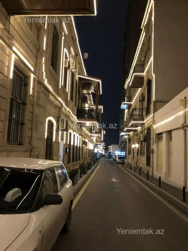 Satılır 2 otaqlı köhnə tikili 70 m²