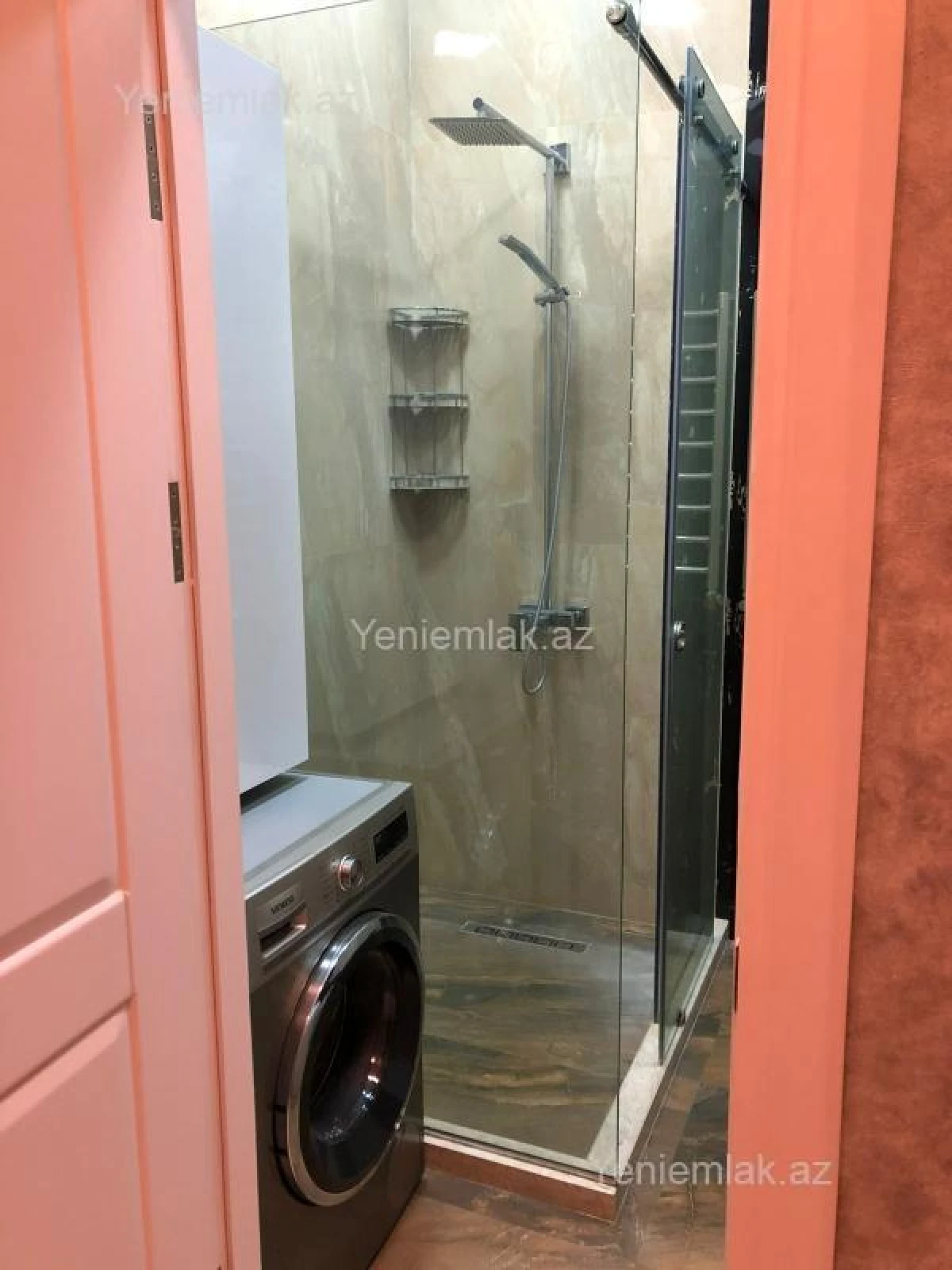 Satılır 2 otaqlı köhnə tikili 70 m²