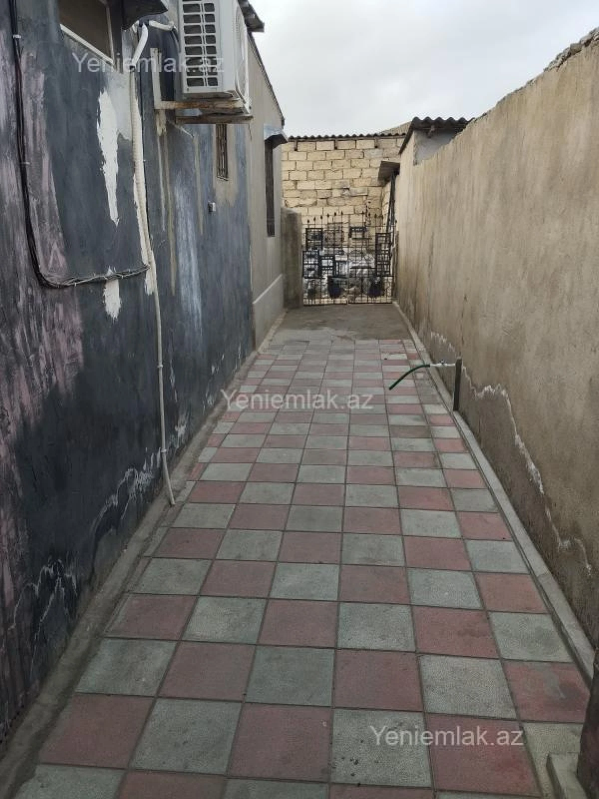 Satılır 4 otaqlı həyət evi 62 m²