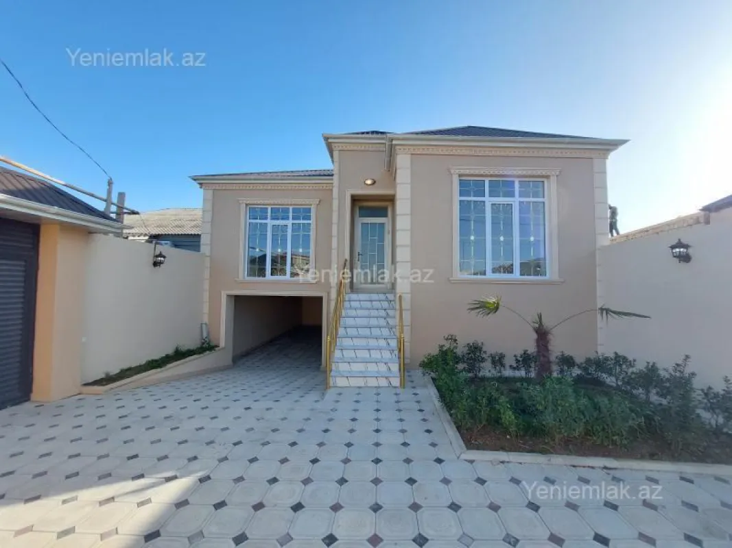 Satılır 4 otaqlı həyət evi 124 m²
