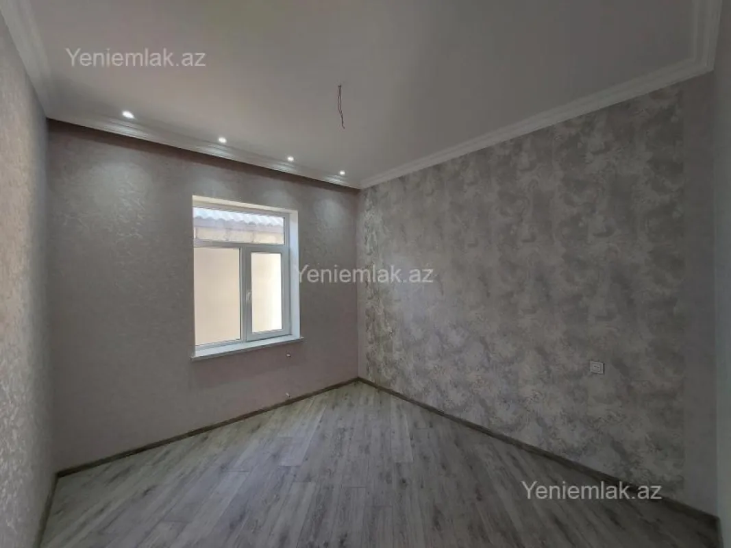 Satılır 4 otaqlı həyət evi 124 m²