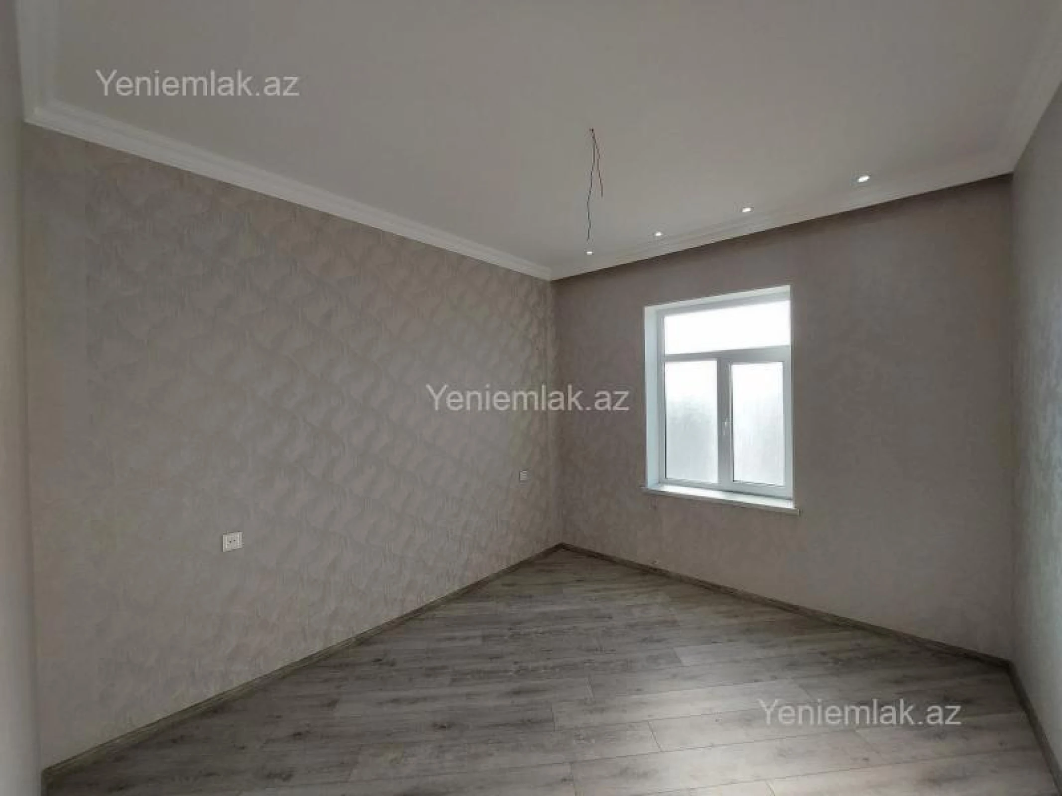 Satılır 4 otaqlı həyət evi 124 m²
