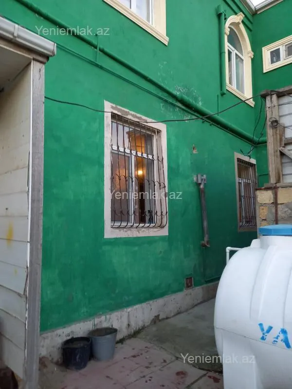 Satılır 3 otaqlı həyət evi 100 m²