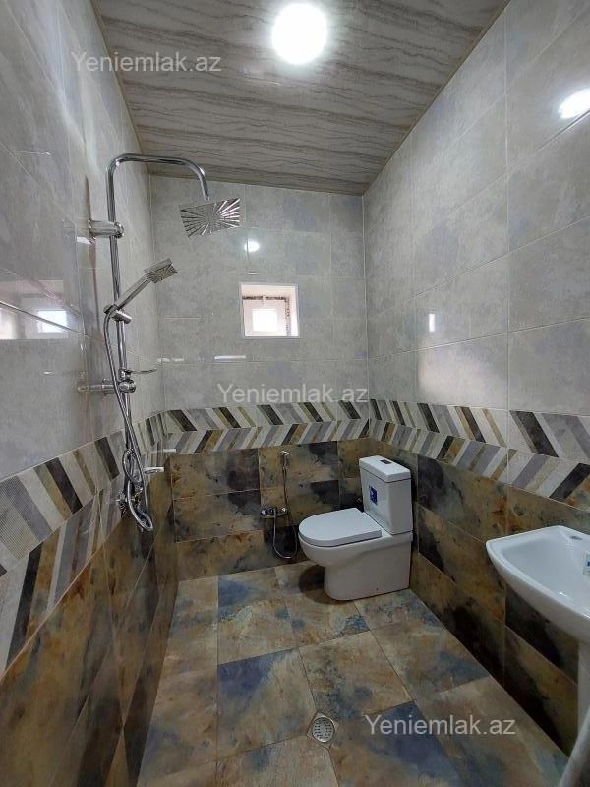 Satılır 3 otaqlı həyət evi 100 m²