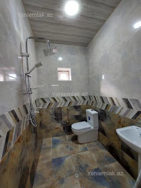 Satılır 3 otaqlı həyət evi 100 m²