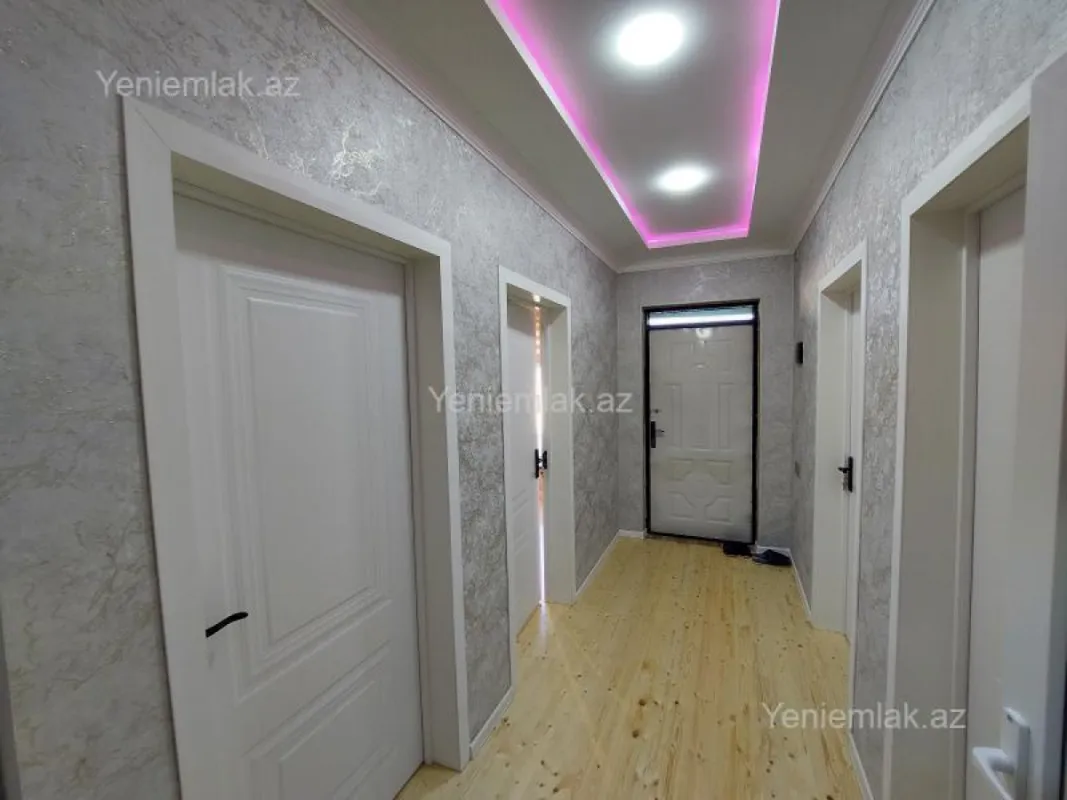 Satılır 3 otaqlı həyət evi 100 m²