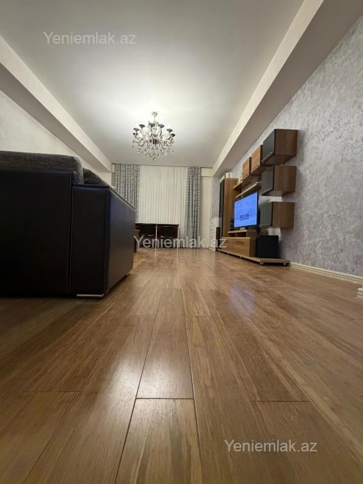 Satılır 3 otaqlı yeni tikili 83 m²