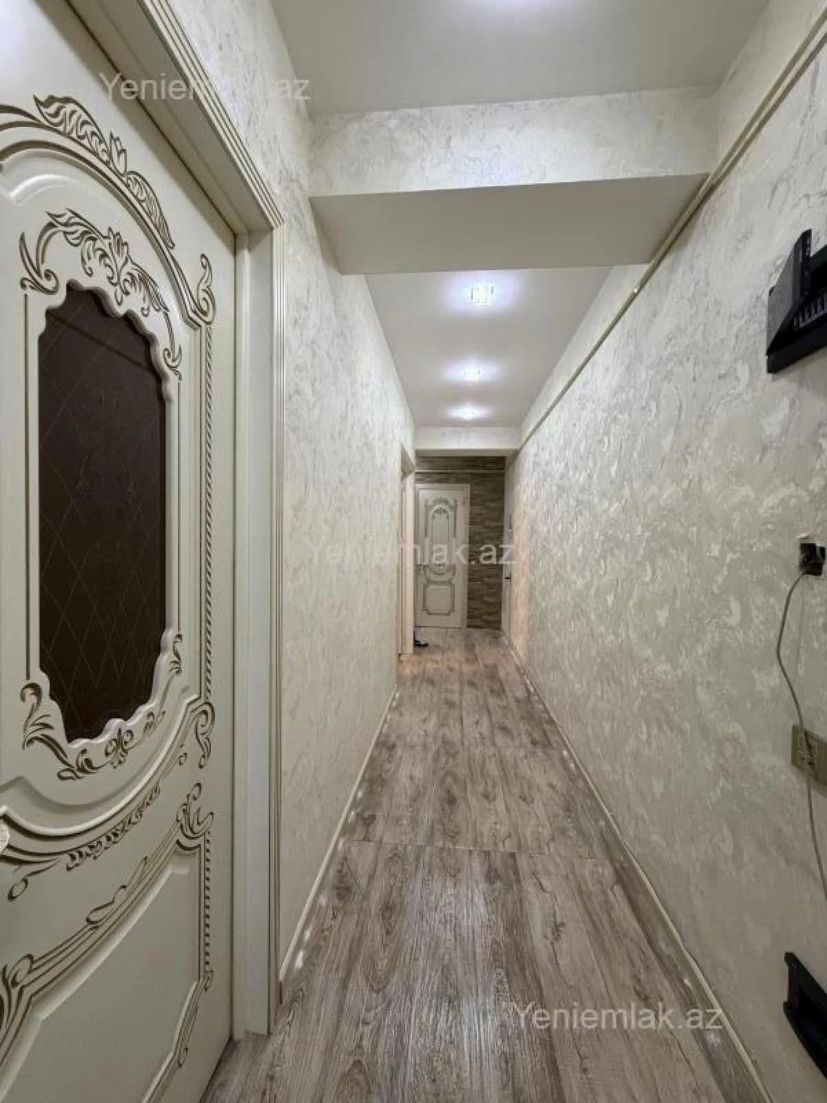 Satılır 3 otaqlı yeni tikili 83 m²