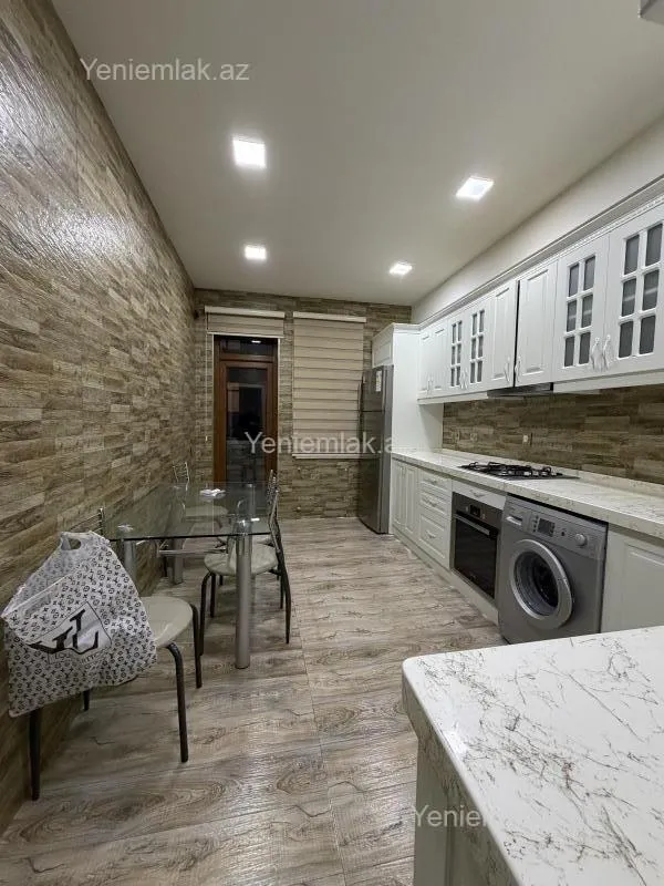 Satılır 3 otaqlı yeni tikili 83 m²