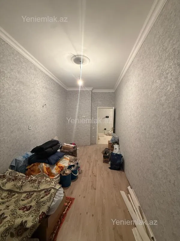 Satılır 2 otaqlı yeni tikili 72 m²