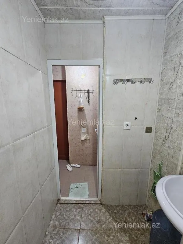 Satılır 1 otaqlı köhnə tikili 31 m²