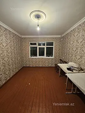 Satılır 1 otaqlı köhnə tikili 31 m² — Sumqayıt, 4-cü mikrorayon 1 otaq 31.00 m²