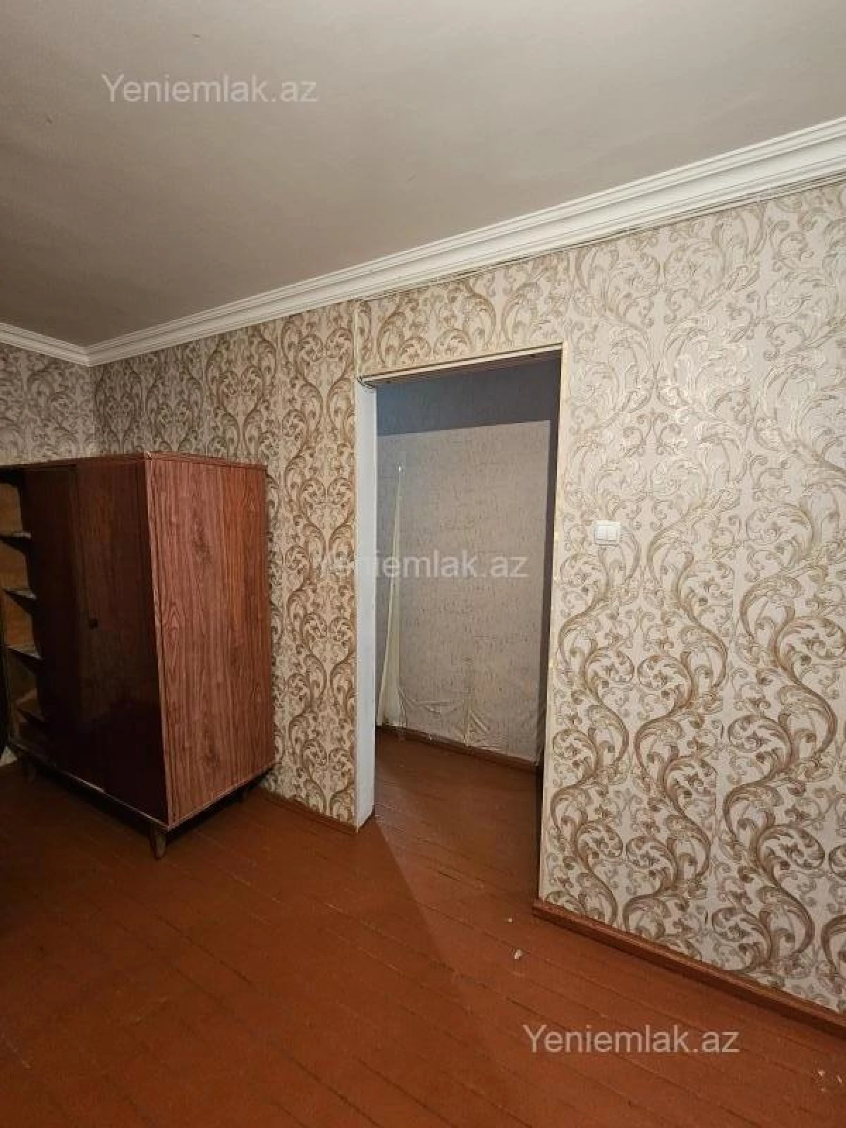 Satılır 1 otaqlı köhnə tikili 31 m²