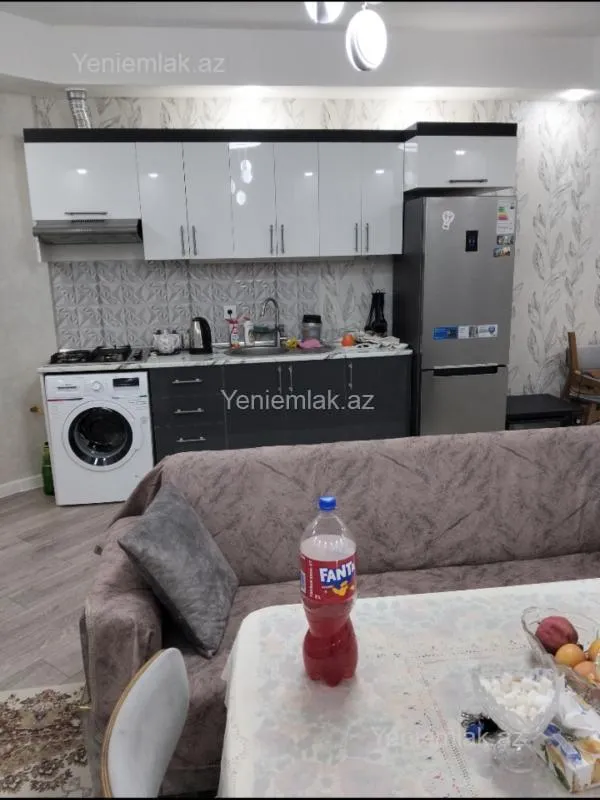 Satılır 3 otaqlı yeni tikili 77 m²