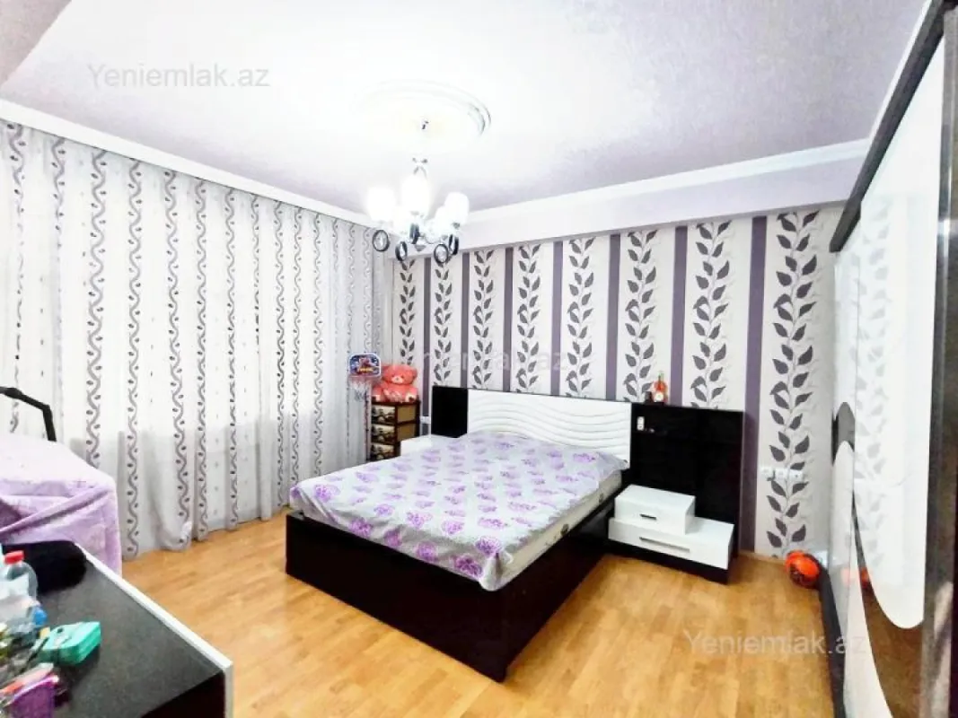 Satılır 2 otaqlı yeni tikili 80 m²