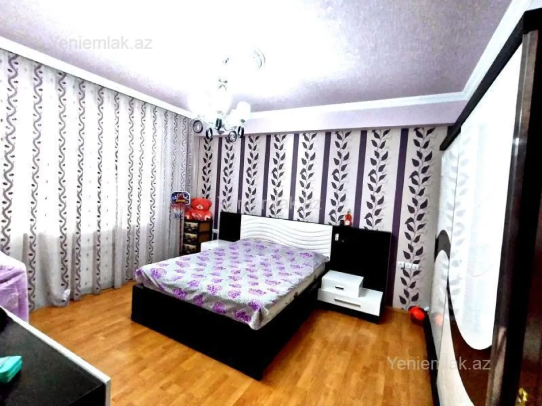 Satılır 2 otaqlı yeni tikili 80 m²