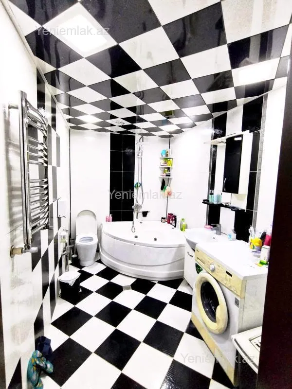 Satılır 2 otaqlı yeni tikili 80 m²