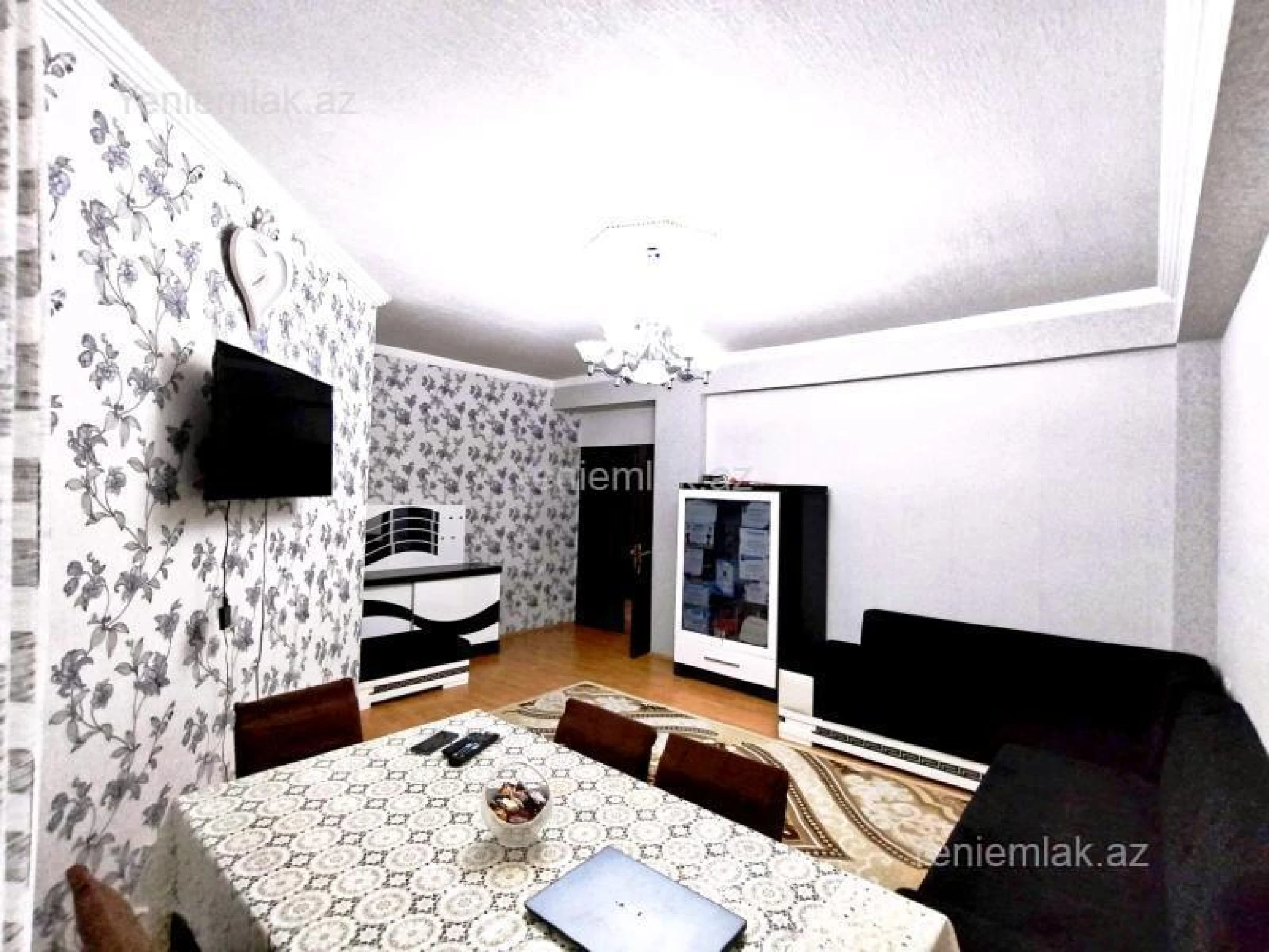 Satılır 2 otaqlı yeni tikili 80 m²