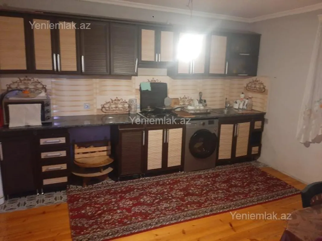 Satılır 3 otaqlı həyət evi 144 m²