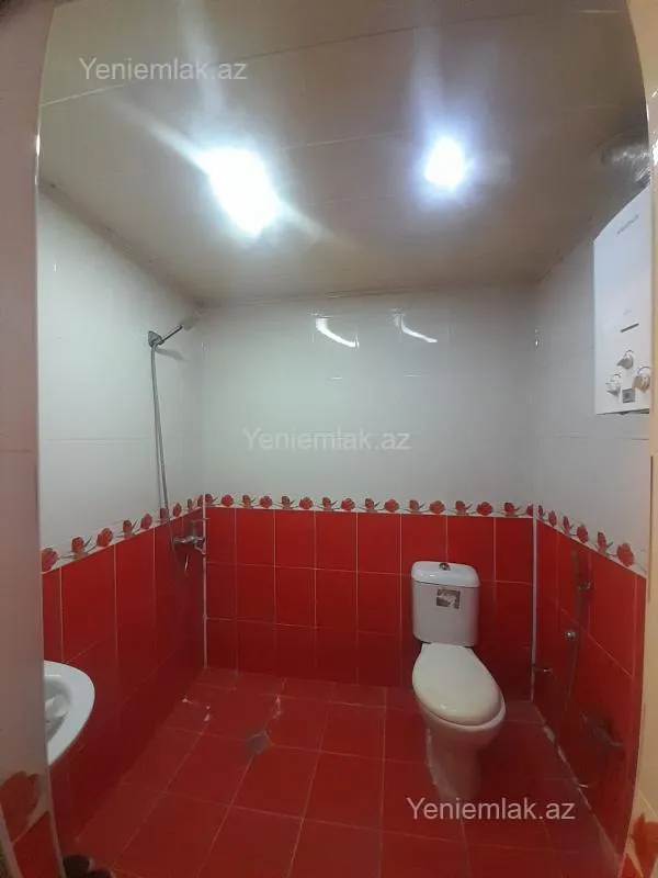 Satılır 1 otaqlı köhnə tikili 38 m²