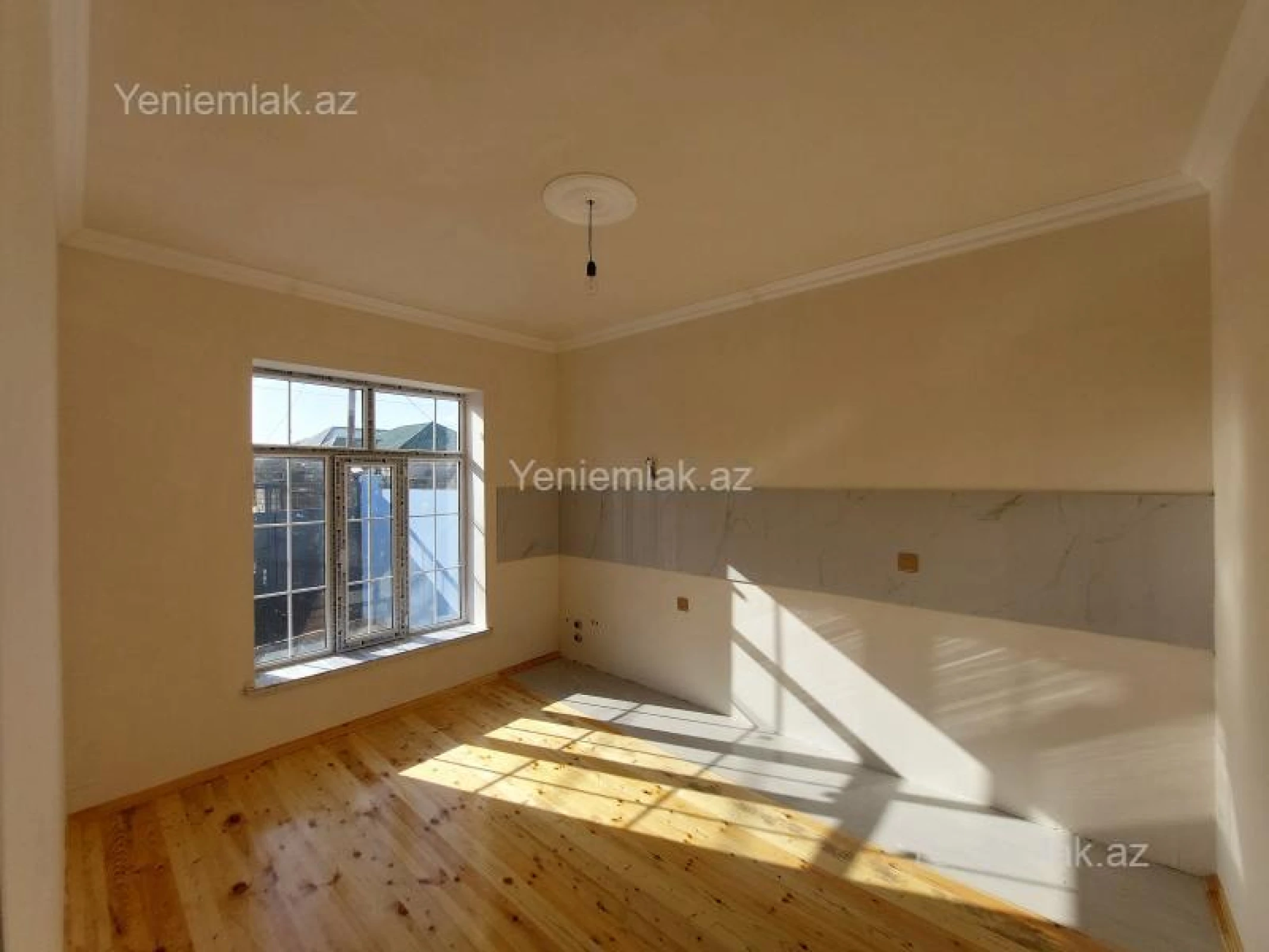 Satılır 3 otaqlı həyət evi 100 m²