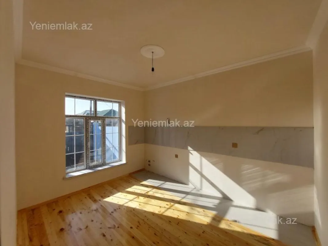Satılır 3 otaqlı həyət evi 100 m²