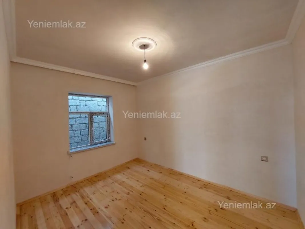 Satılır 3 otaqlı həyət evi 100 m²