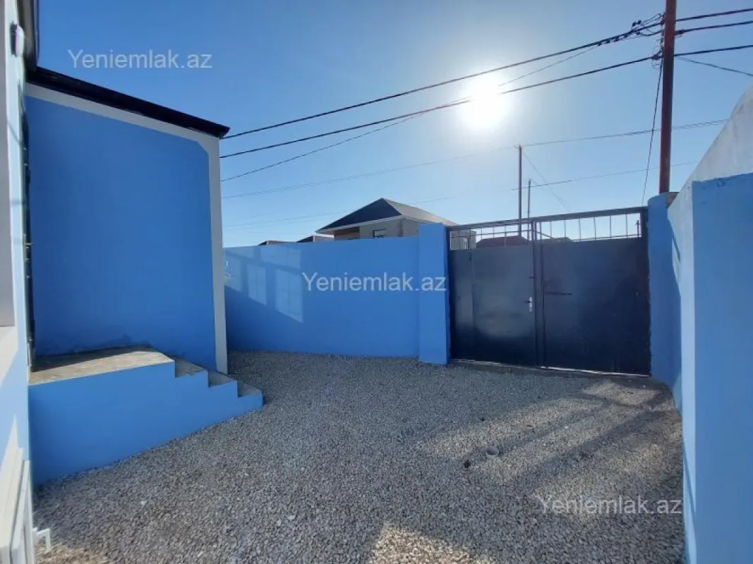 Satılır 3 otaqlı həyət evi 100 m²