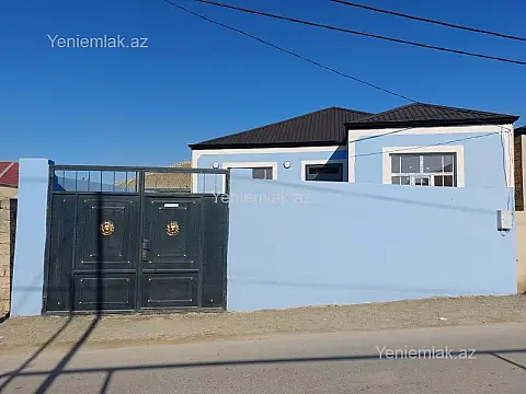 Satılır 3 otaqlı həyət evi 100 m²