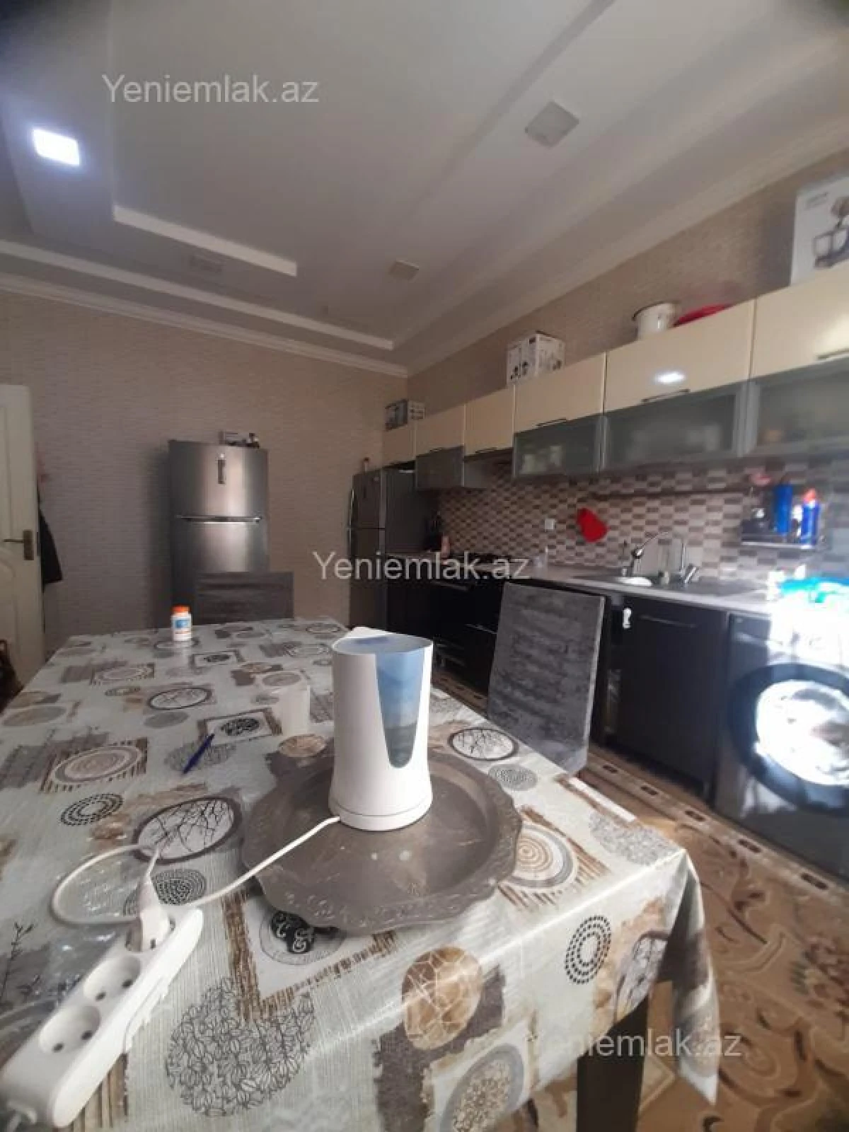 Satılır 4 otaqlı həyət evi 240 m²