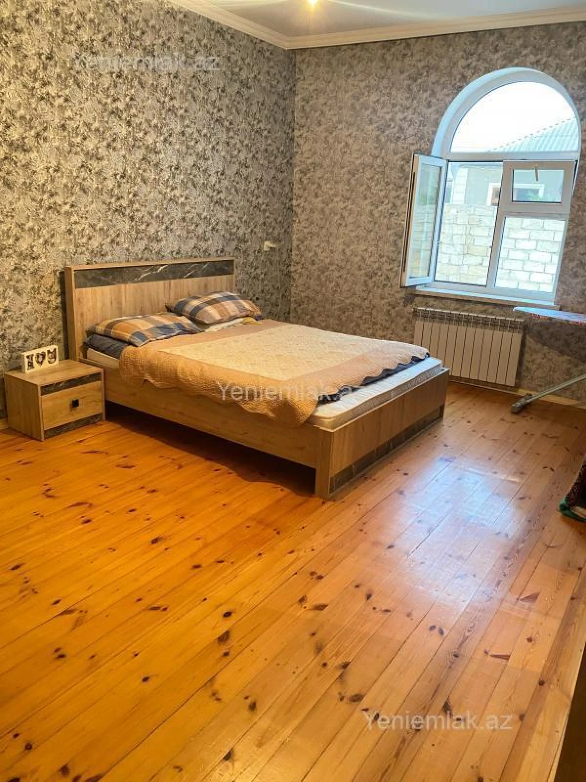 Satılır 4 otaqlı həyət evi 150 m²
