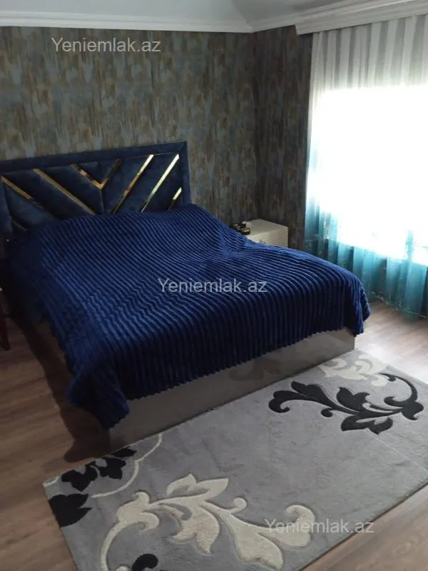 Satılır 5 otaqlı həyət evi 186 m²