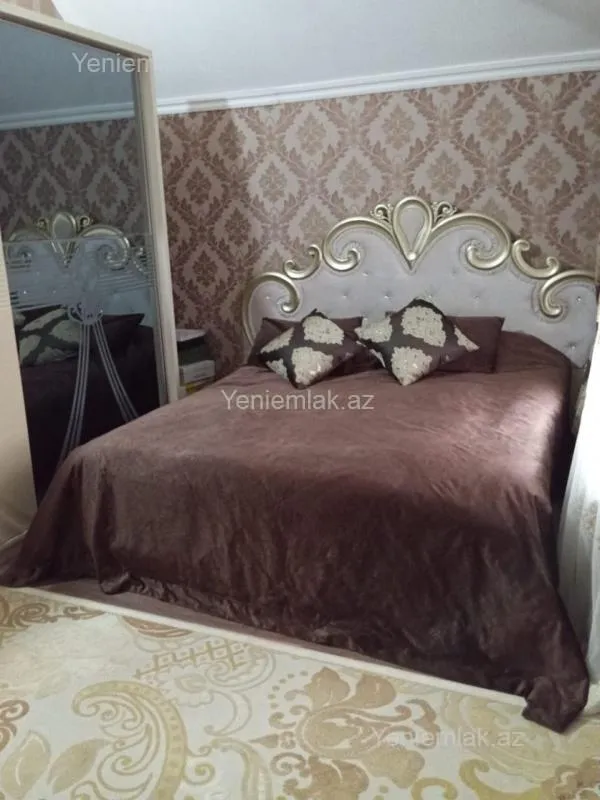 Satılır 5 otaqlı həyət evi 186 m²